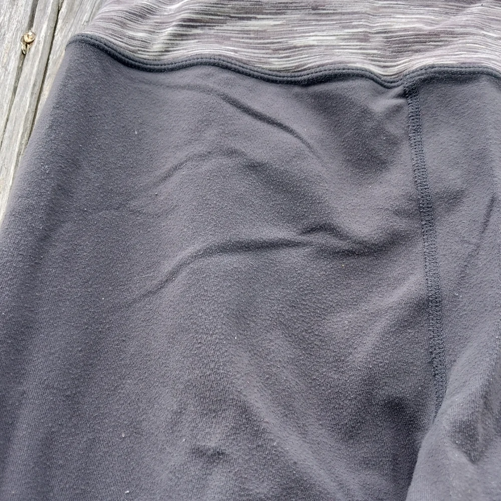 Lululemon Astro Pants Flare‎ Gray Coal Strata Stripe Womens Sz 6 Y2K Yoga Pants